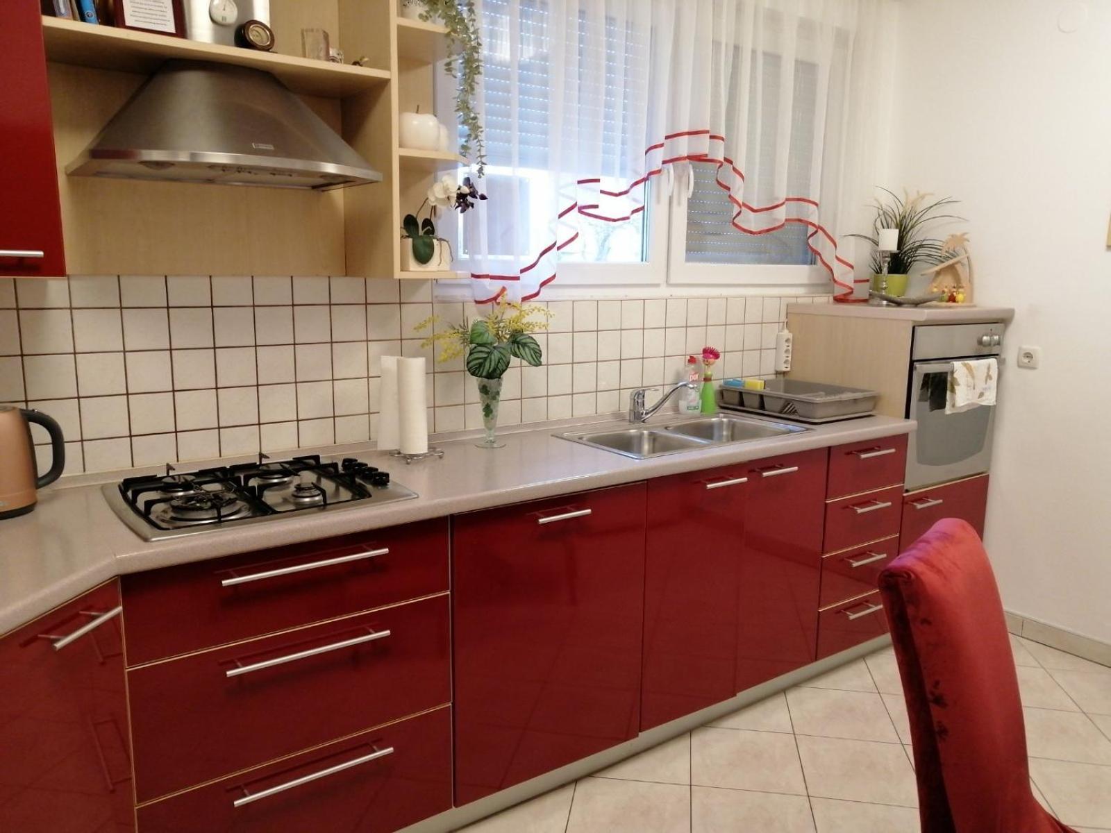 Meli Apartment *